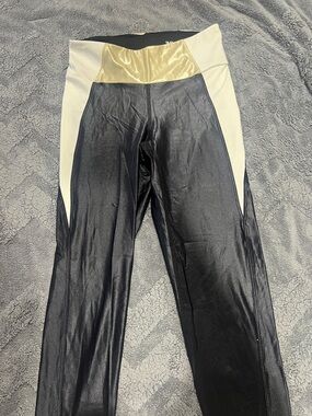 Heroine Sport Rumble Boxing shiny colorblock leggings size M